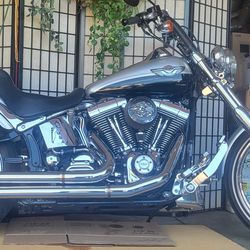 "03" Harley Davidson Deuce 100th Anniversary Edition