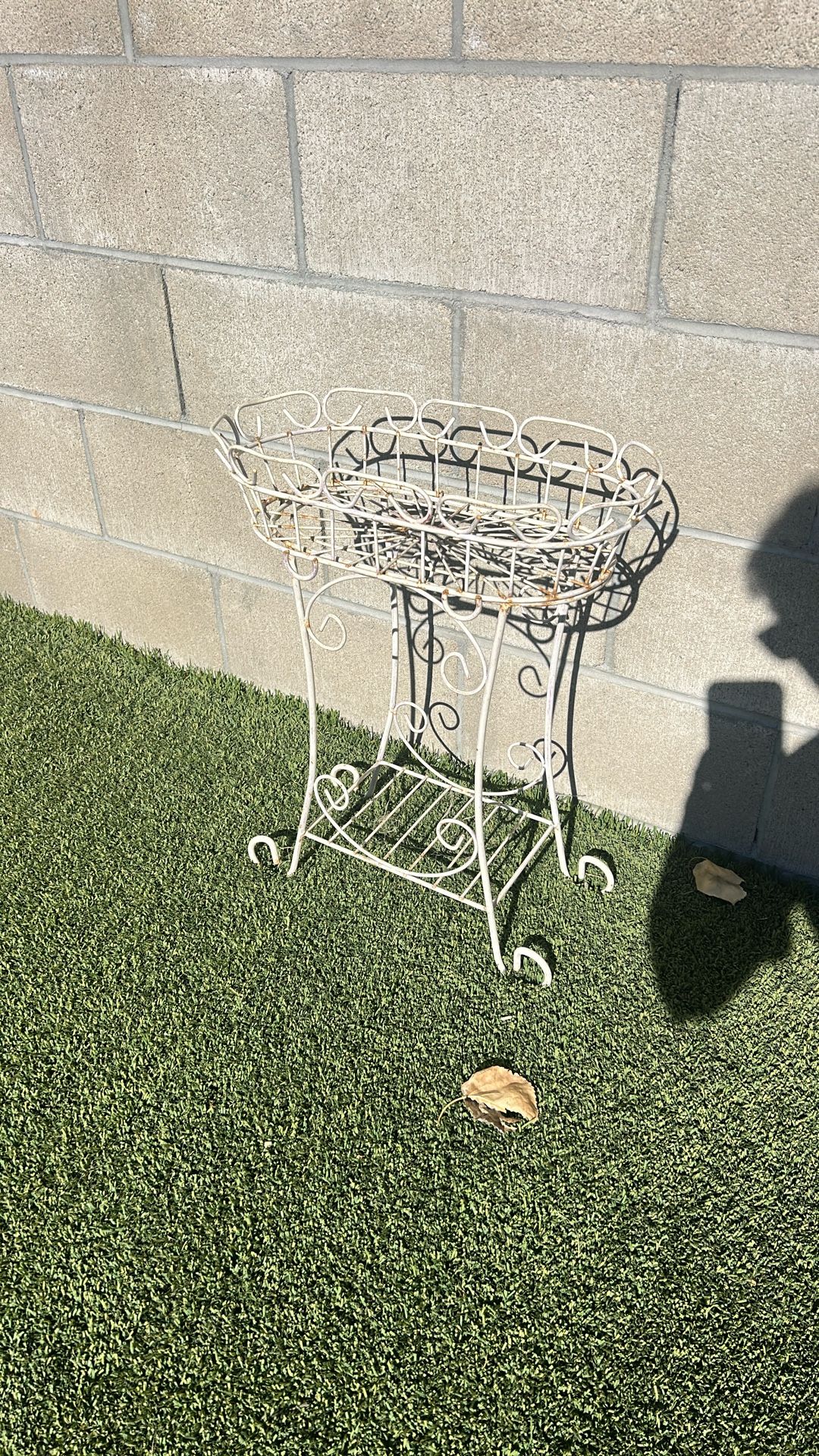 Metal Plant Stand