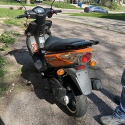 50cc Moped