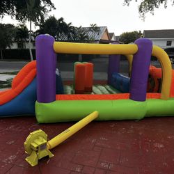 Bounce House With Blower 