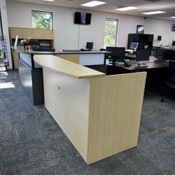 Reception Desk 