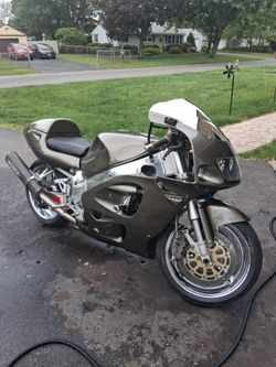 2006 GSX 750