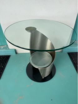 Modern glass table