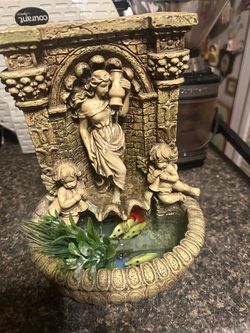 Vintage 1997 Peak Top small decorative table top water fountain.