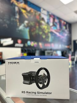 BRAND NEW - Moza Racing - R5 Direct Drive Sim Racing Bundle with 5.5Nm of force for Windows (Pedals, Wheelbase, & Steering Wheel) - Black
