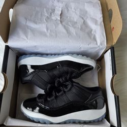 Jordan 11 Retro Low Space Jam (TD) Size 10C