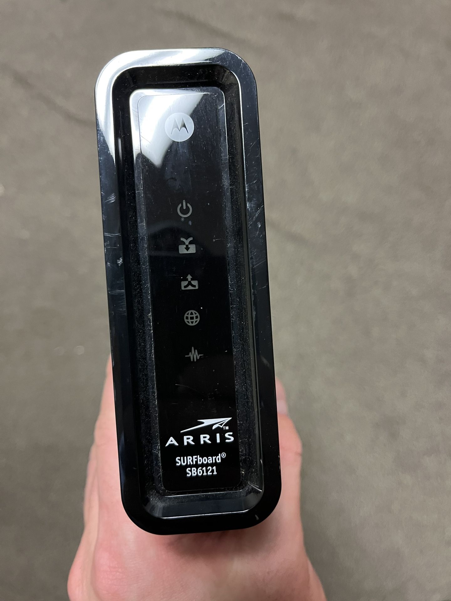 Arris SURFboard SB6121 Modem