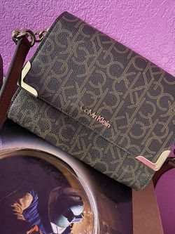 Calvin K Purse 👜
