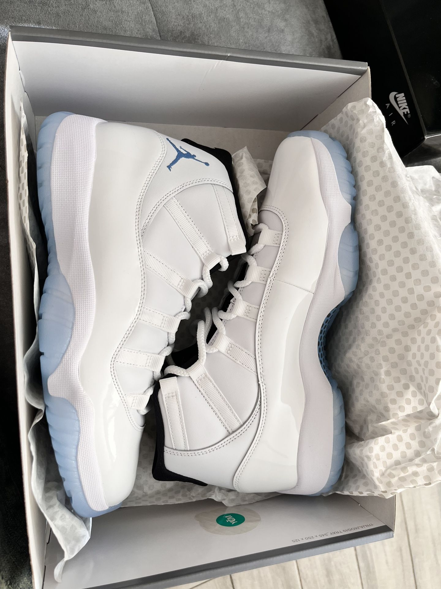 Retro 11 Legend Blue 2024 Size 10.5