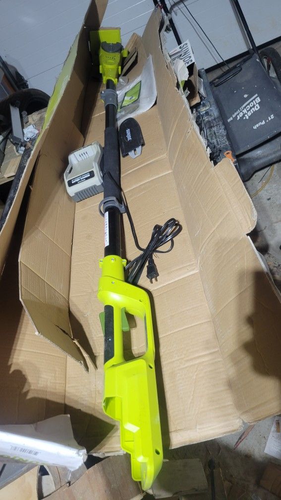 Sunjoe Polesaw