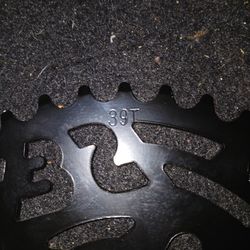 39t Brand New SE sprocket 30obo