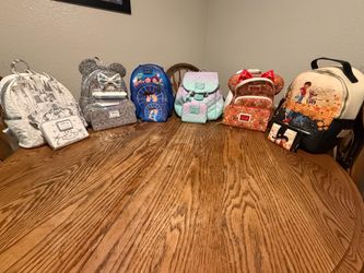 DISNEY LOUNGEFLY COLLECTION – MINI BACKPACKS, CROSSBODYS & WALLETS