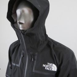 Mens The North Face RMST REMASTERED Futurelight Hooded Mountain Jacket - Black Small But fits like a medium 