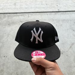 New Era black New York Yankees snapback 