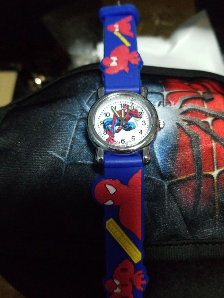 Boys Spiderman Watch New With Washable Mask