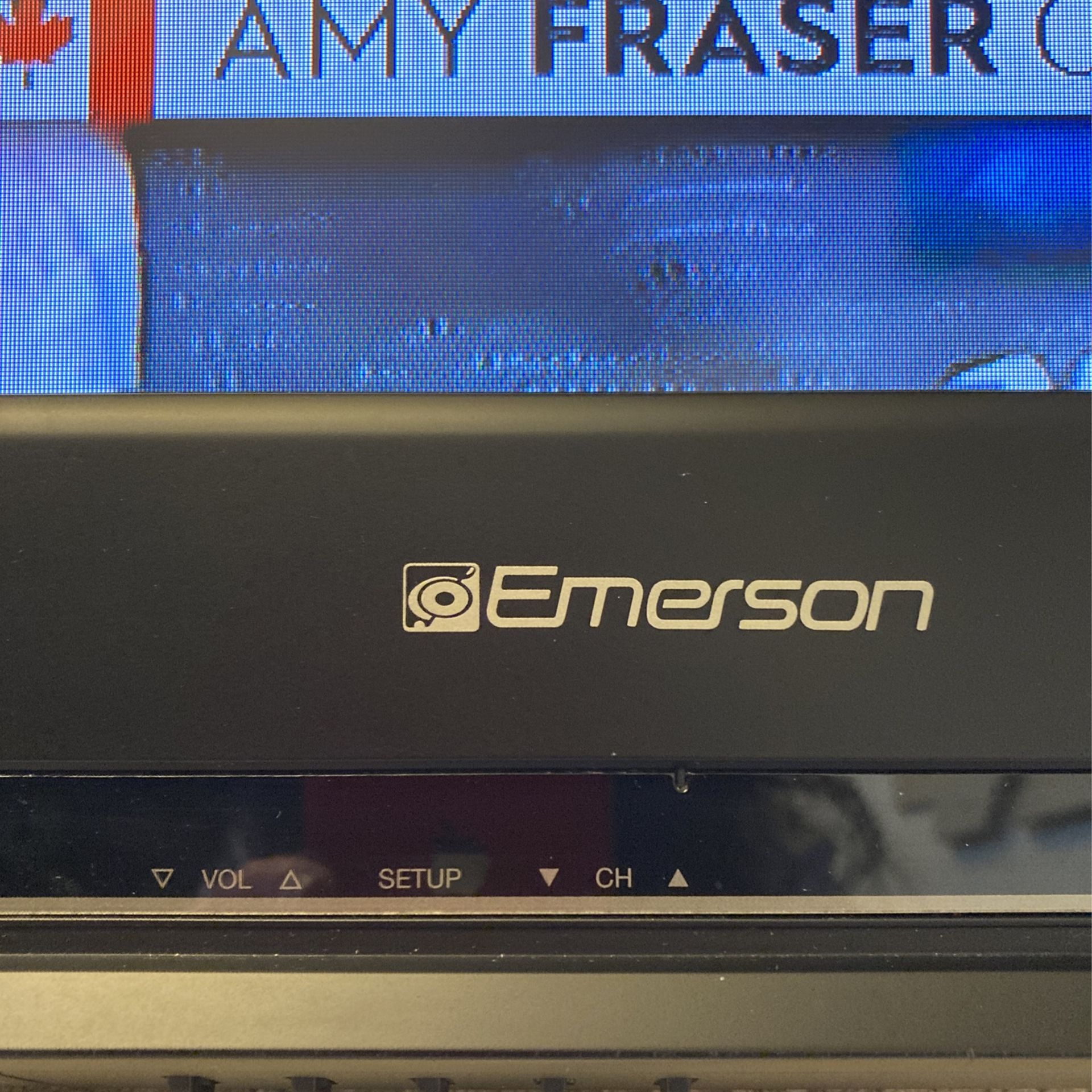 32” EMERSON FLAT SCREEN TV— Model LC320EMXF for Sale in Portsmouth, VA