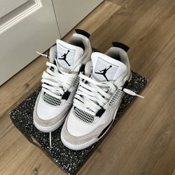 Jordan 4 Size 7