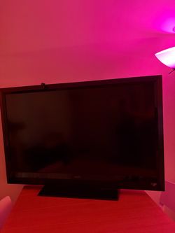 VIZIO 42” LED TV