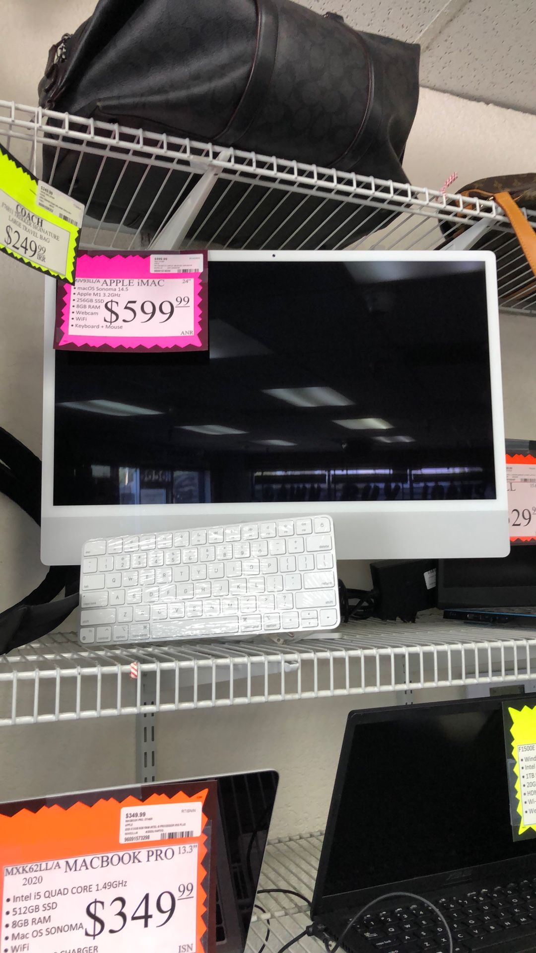 96091 Apple iMac MJV93LL/A Sonoma M1 256GB 8GB With Keyboard And Mouse 574509