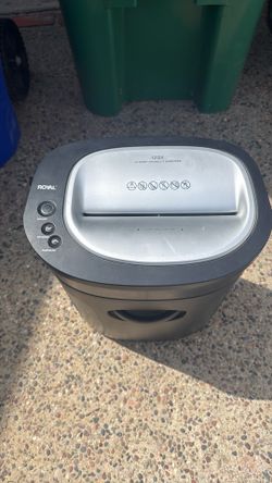 Royal Paper 12 Sheet Crosscut Shredder