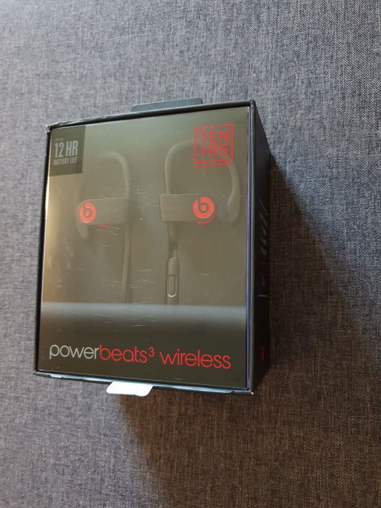 Power Beats 3 By Dr. Dre Wireless Bluetooth Headphone (Black) 100% (Authentic)