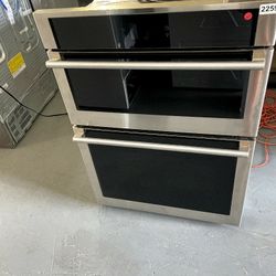 ELECTROLUX 30” MICROWAVE OVEN COMBO STAINLESS STEEL $2000