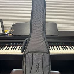 Ukele, Solid Cordoba Model 20BM Barton