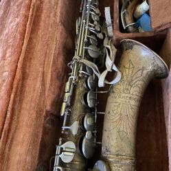  vintage Pan American saxophone