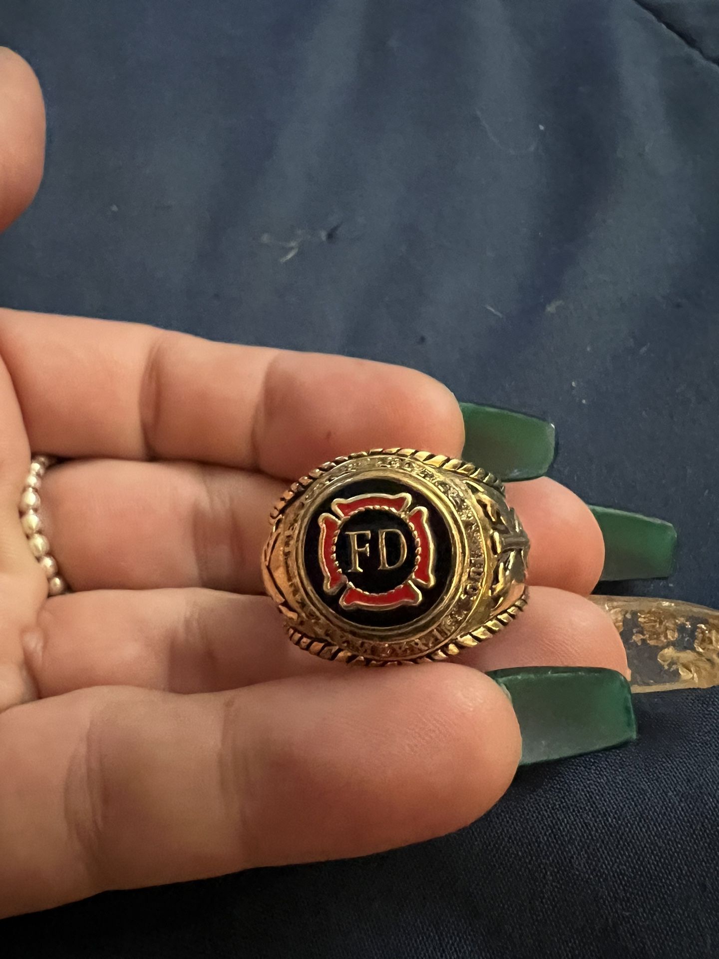 Firefighters Ring!!! FD 9/11 Memorabilia