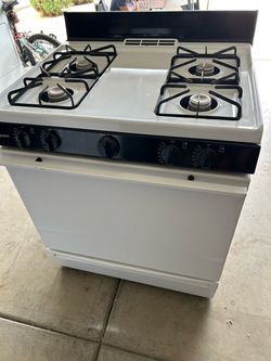 Hotpoint gas stove