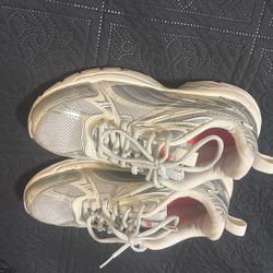 Puma Milenio Tech Women’s ,Grey And White Size 7 