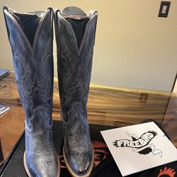 Free Bird Size 8 