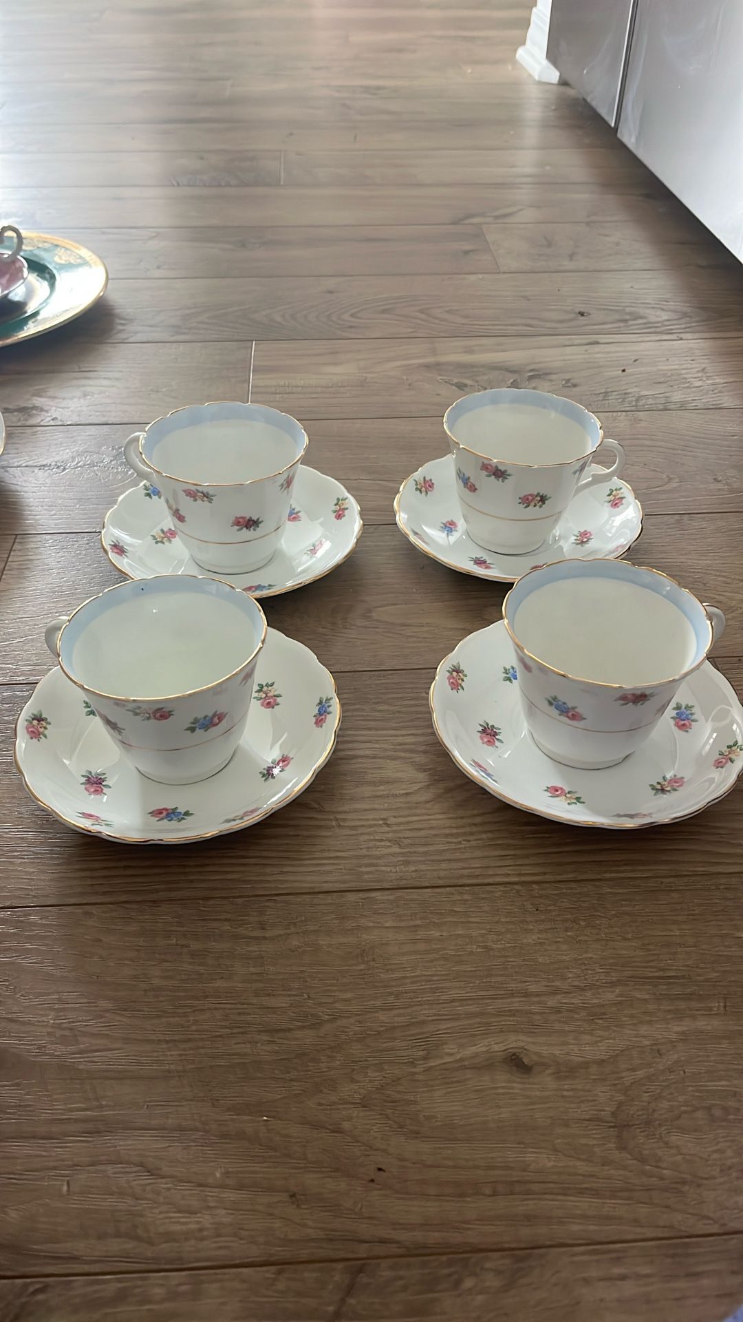 Vintage Floral Bone China Teacups And Saucers