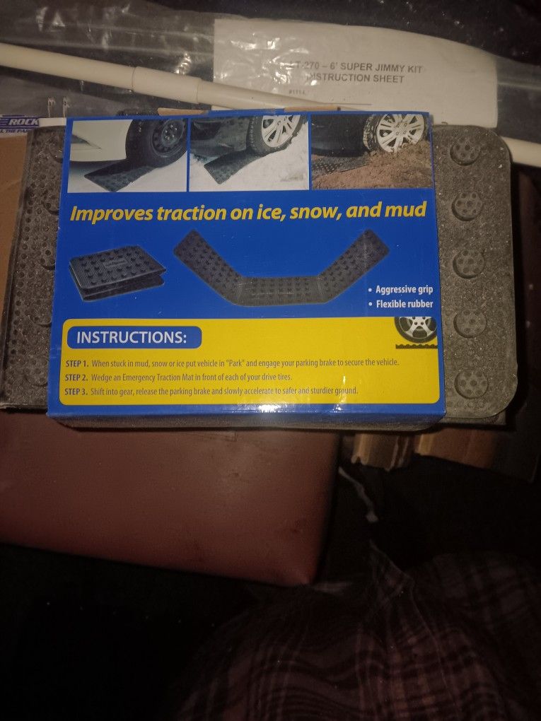 Traction Pads For Snow , Ice ,mudd (BRANDNEW) 