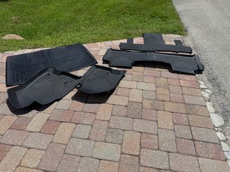 Suburban weather mats (black)