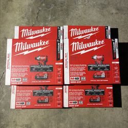 Milwaukee M18 18-Volt Lithium-Ion Compact Impact Driver Kit