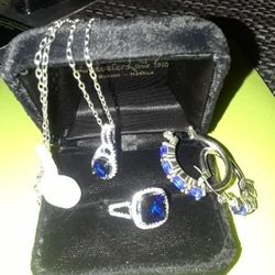 Silver sapphire set