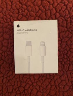 Apple USB-C to lightning cable