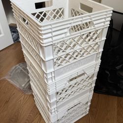 4 White Milk Crates