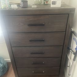 Bedroom Dresser Set
