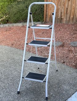 4 step ladder