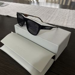 authentic burberry polarized sun glasses OBO