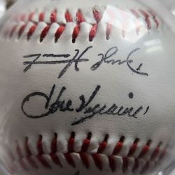 ball signed by baseball hall of fame players