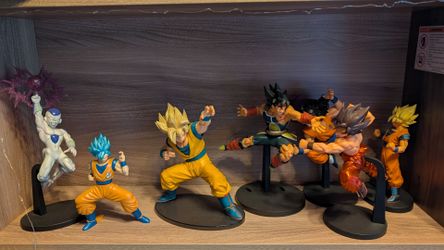Anime figurines