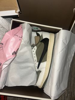 Travis Scott Jordan 1 Low medium olive size 9