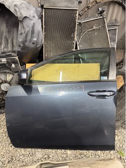 2015 Toyota Corolla driver rear and front doors