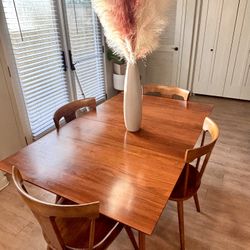 West Elm Mid-Century Modern dining Table With Extension And 4 Chairs
