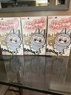 Exciting Macaron Labubu 