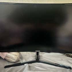 Samsung Curved Monitor 