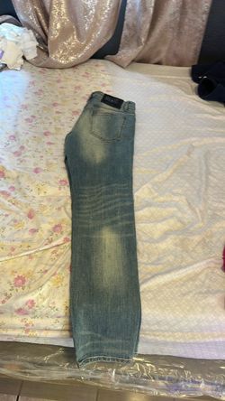 The size is like 32 to 30